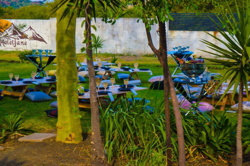 Event Spaces 5